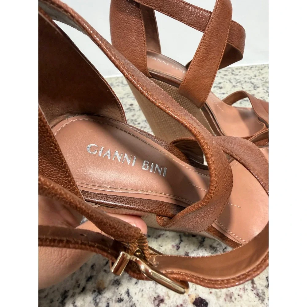 Gianni‎ Bini Brown Leather Wedge Sandals Multi Strap Platform Heels Womens 6M